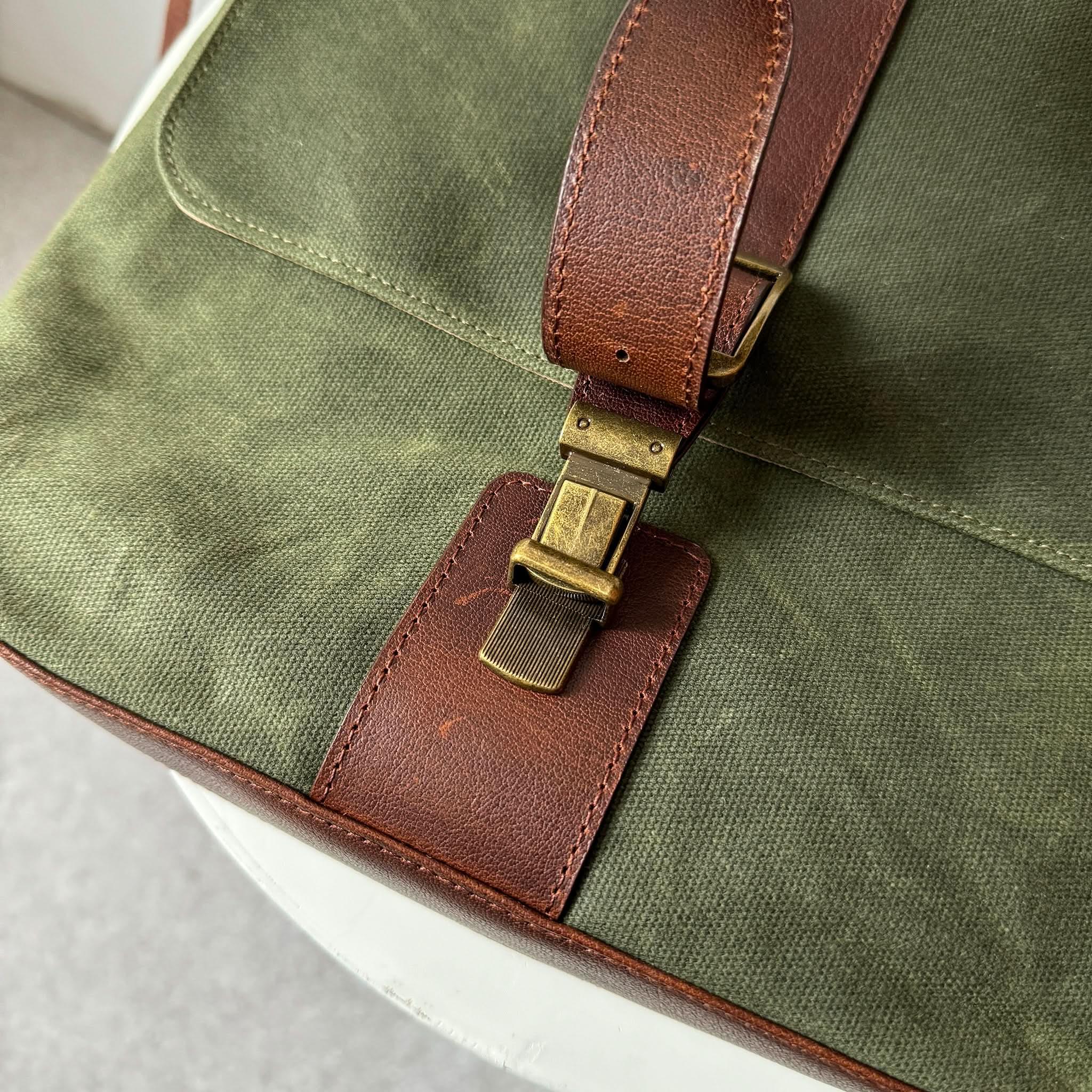 Maxwell Waxed Canvas Messenger Bag -Compact